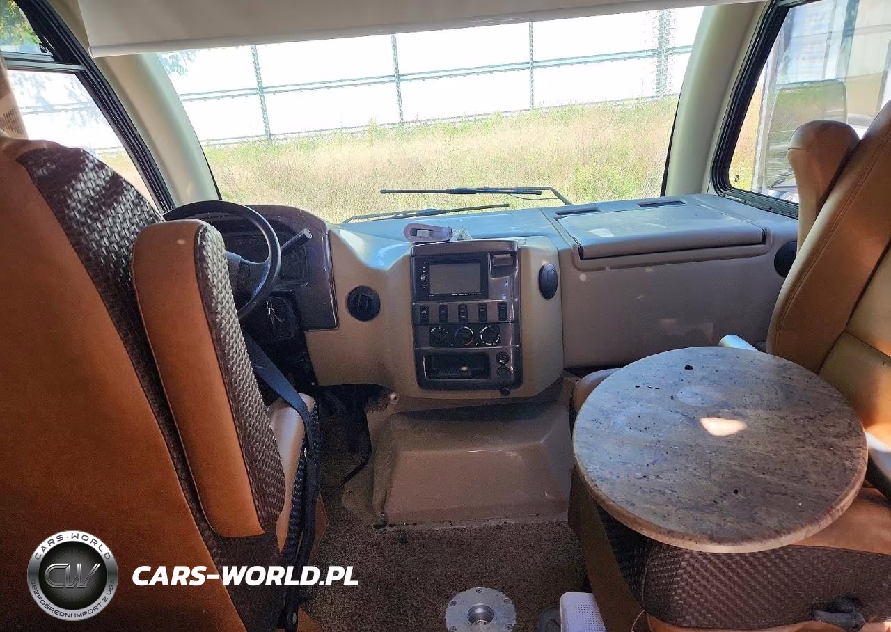 2016 Ford Econoline E450 Super Duty Commercial Stripped Chassis VIN:1FC4E4KS8GDC23916 - 5