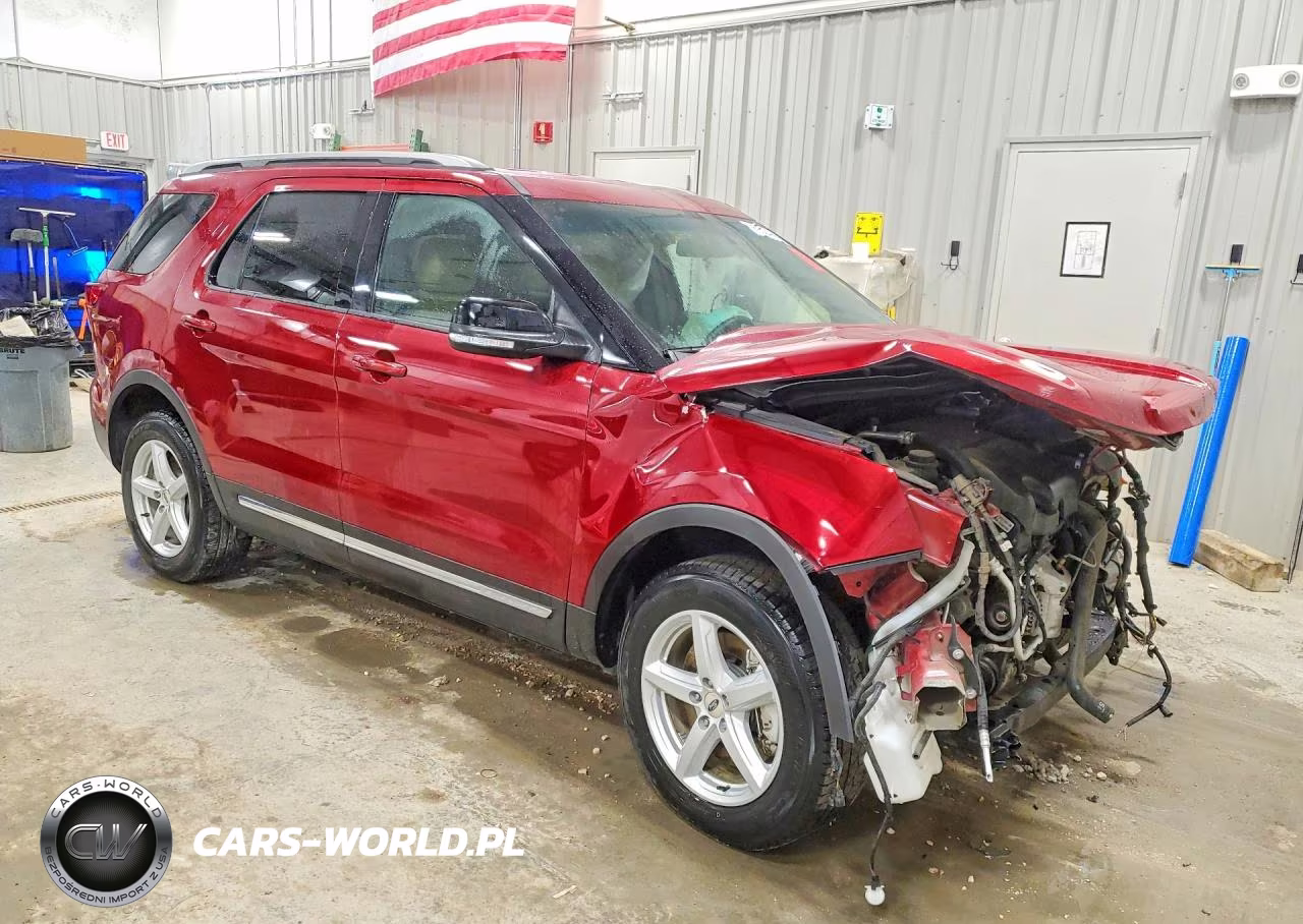 2016 Ford Explorer Xlt VIN:1FM5K8D81GGB42921 - 4