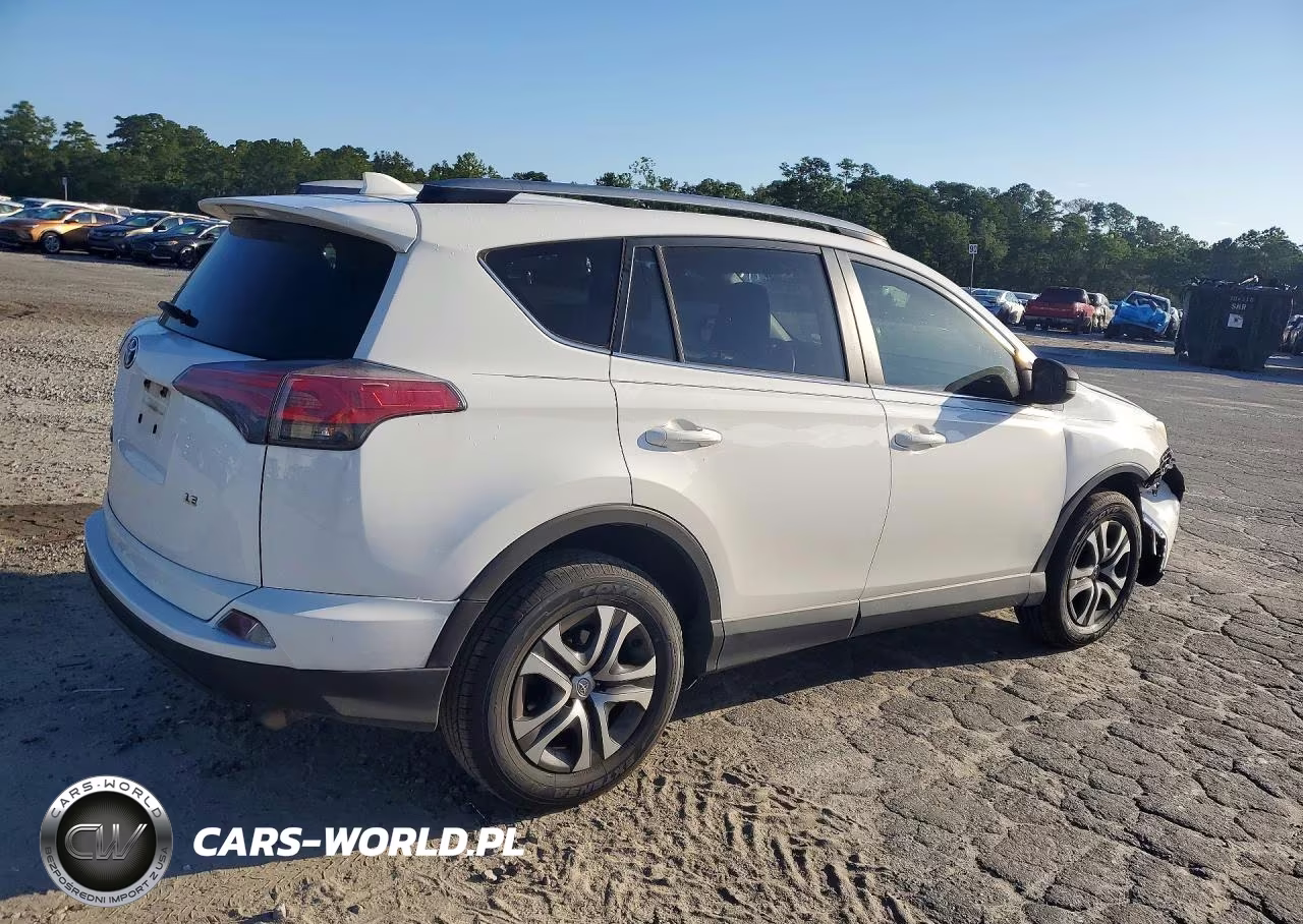 2017 Toyota Rav4 Le VIN:JTMZFREV1HJ143527 - 3