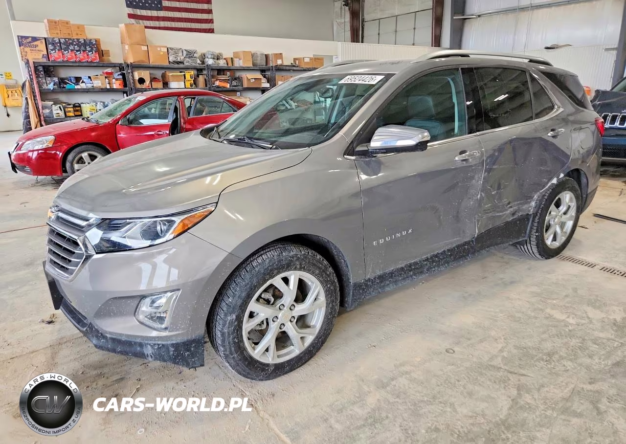 2018 Chevrolet Equinox Premier VIN:3GNAXMEV9JS621458 - 1
