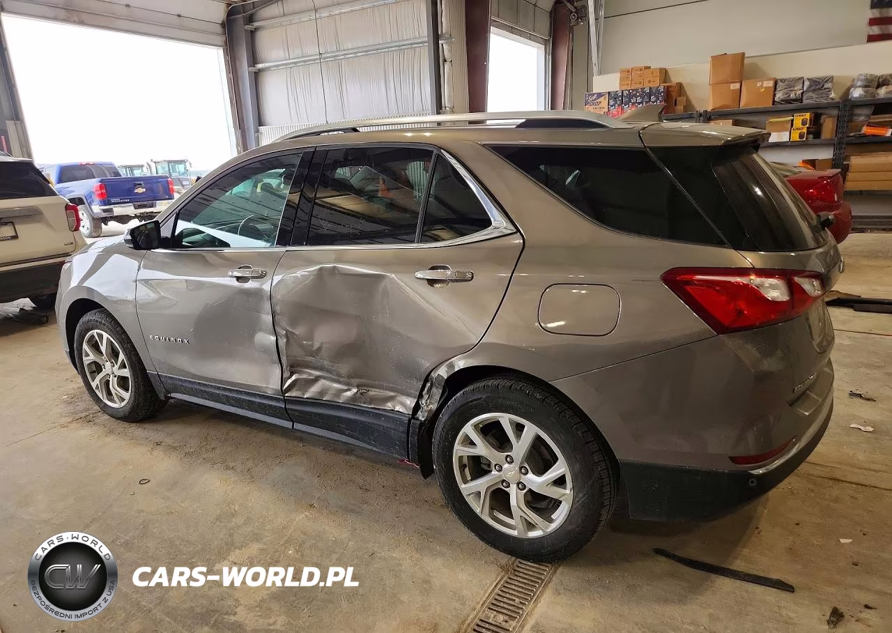 2018 Chevrolet Equinox Premier VIN:3GNAXMEV9JS621458 - 2