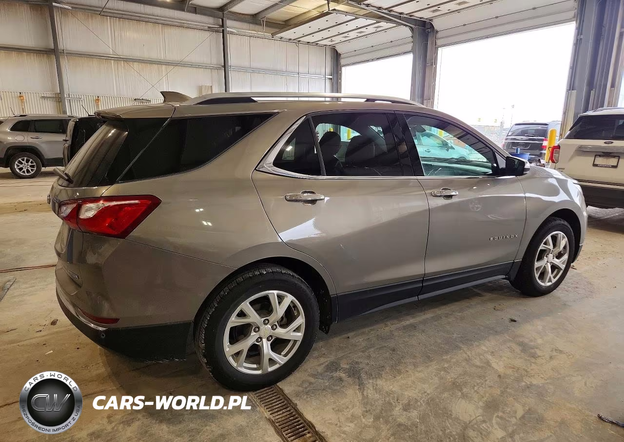 2018 Chevrolet Equinox Premier VIN:3GNAXMEV9JS621458 - 3