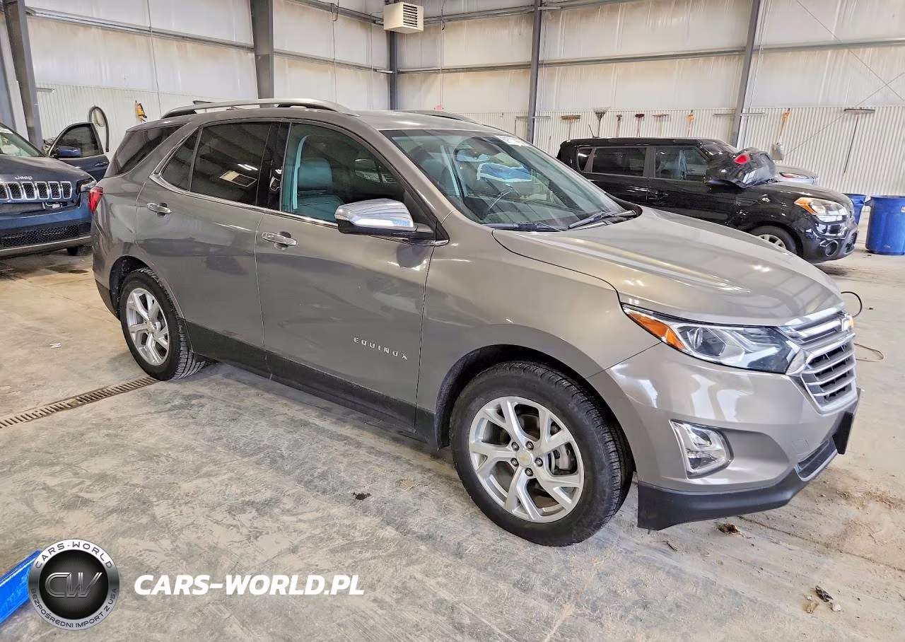 2018 Chevrolet Equinox Premier VIN:3GNAXMEV9JS621458 - 4