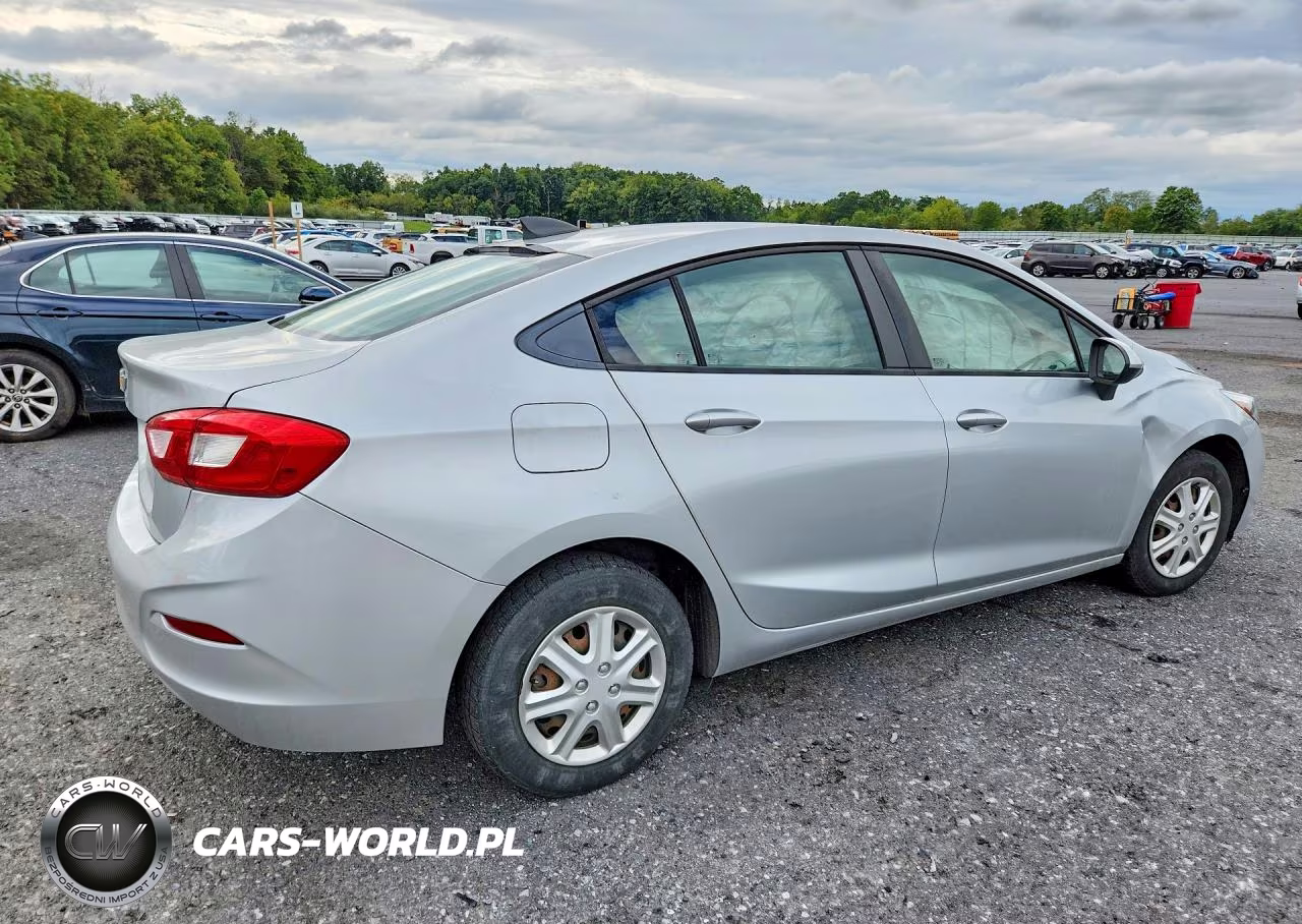 2017 Chevrolet Cruze Ls VIN:1G1BC5SM9H7259756 - 3