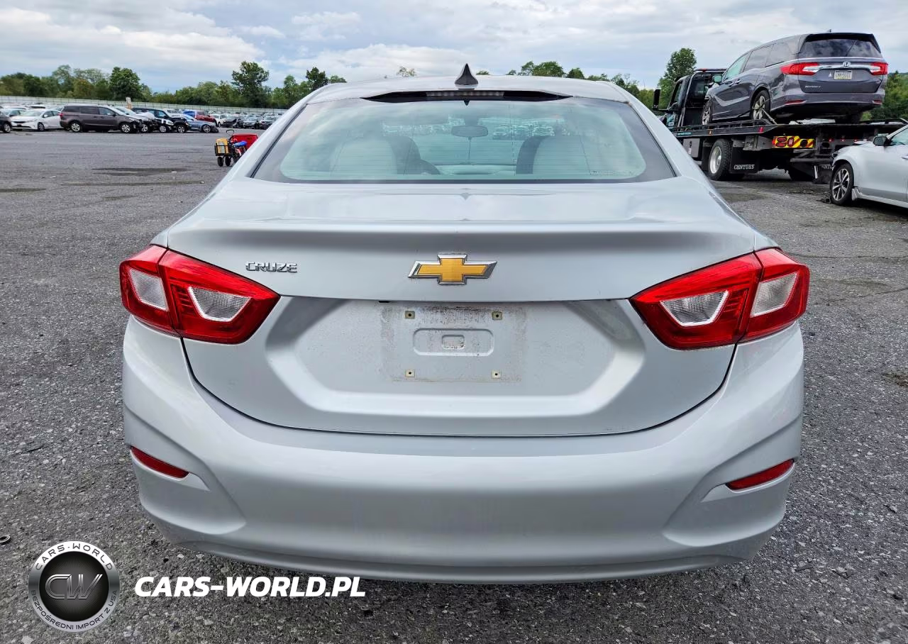 2017 Chevrolet Cruze Ls VIN:1G1BC5SM9H7259756 - 6