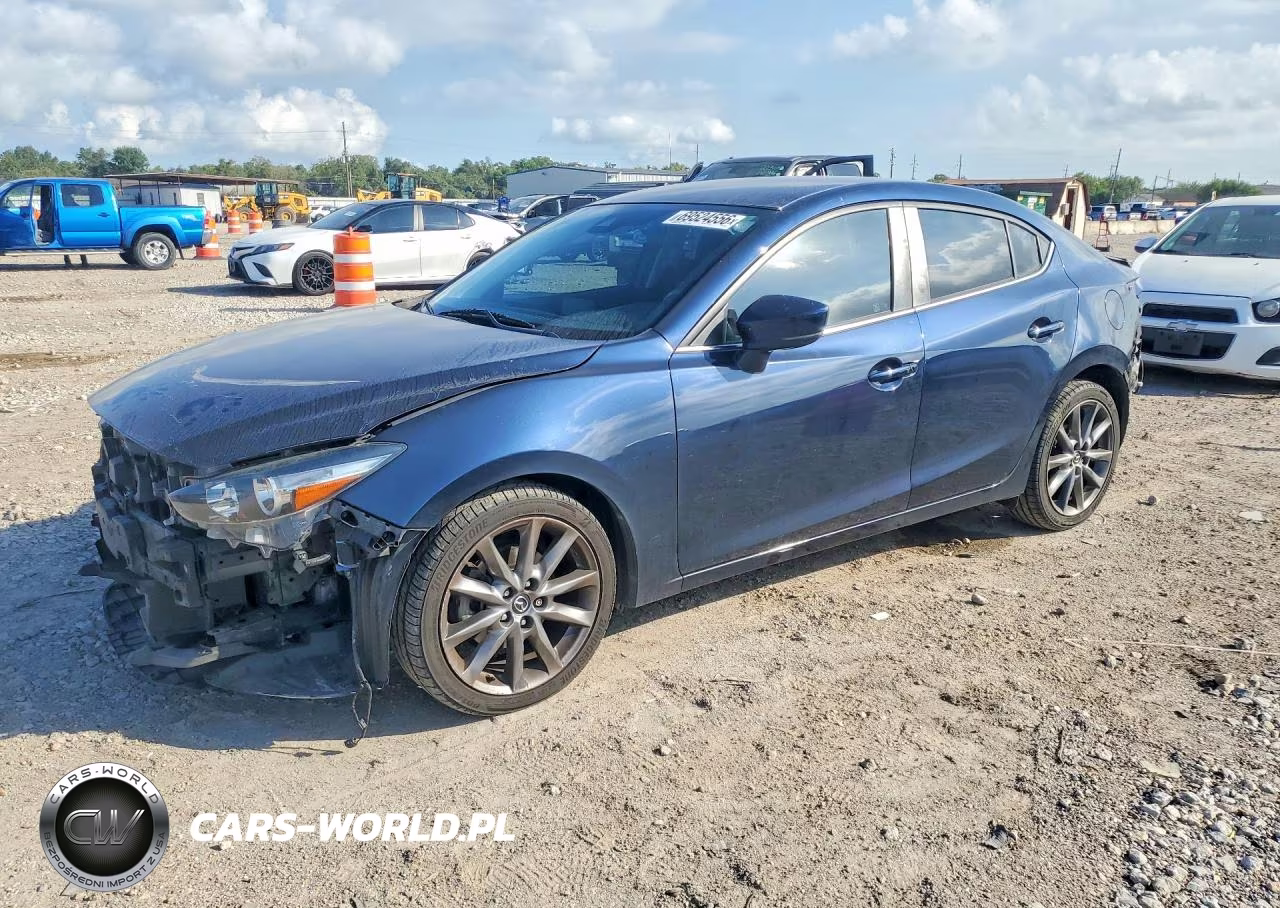2018 Mazda 3 Touring VIN:3MZBN1V37JM215745 - 1
