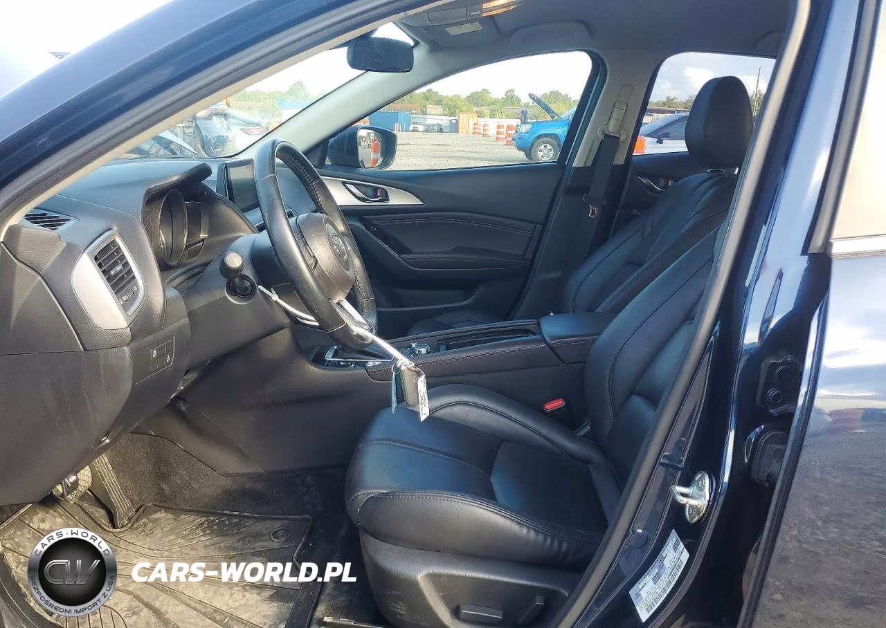 2018 Mazda 3 Touring VIN:3MZBN1V37JM215745 - 7