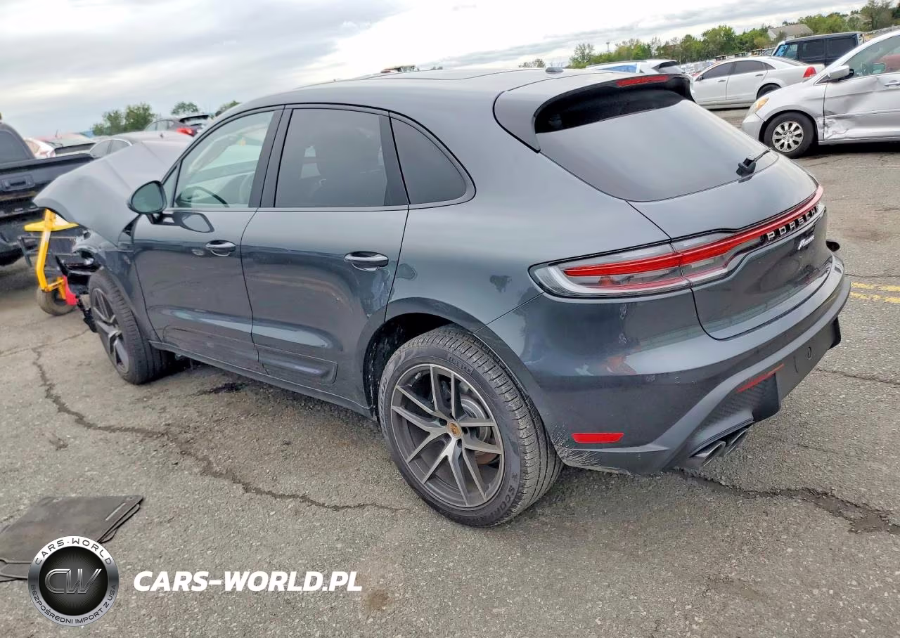 2026 Porsche Macan Base VIN:WP1AA2A5XTLB18811 - 2