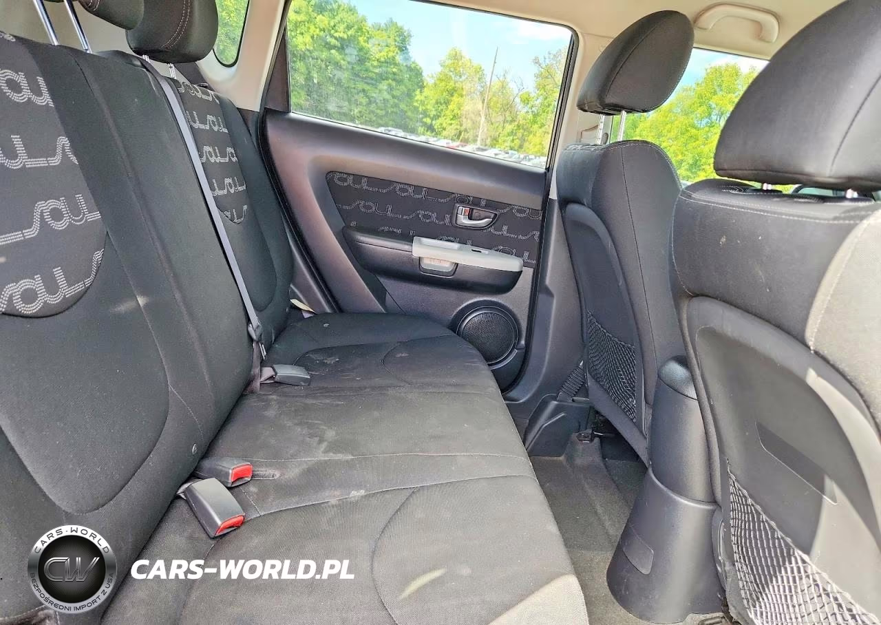 2012 Kia Soul + VIN:KNDJT2A66C7368026 - 11