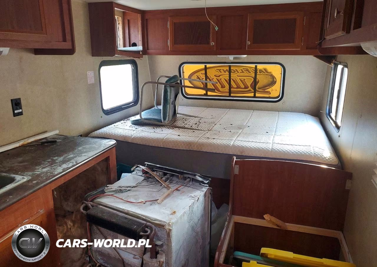2014 Jayco Jay Flight Swift Slx Camper VIN:1UJBJ0AJXE17F0306 - 6