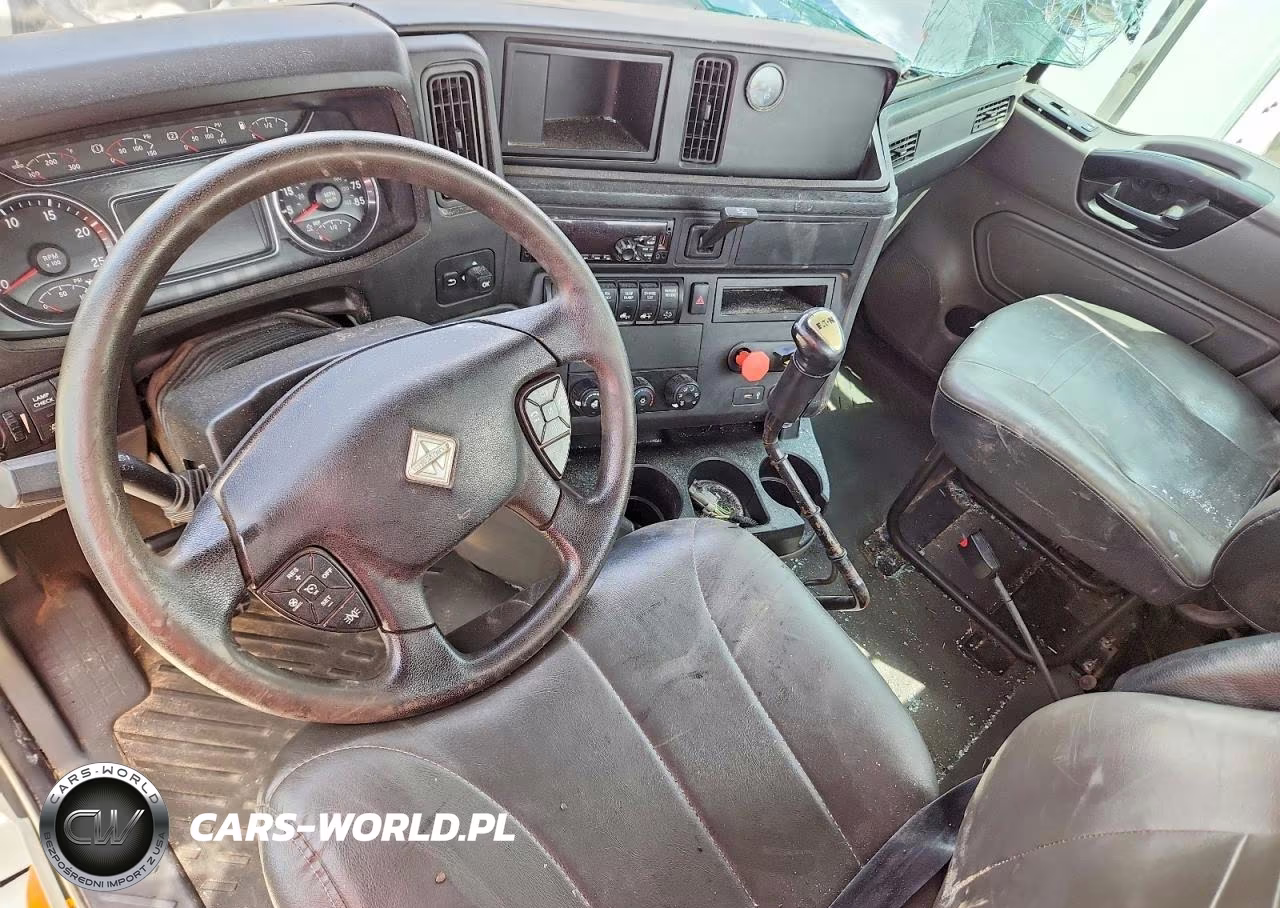 2018 International Lt625 Semi Truck VIN:3HSDZAPR1JN171423 - 8