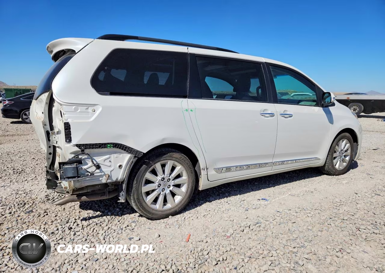 2016 Toyota Sienna Limited Premium 7-Passenger VIN:5TDYK3DC0GS697129 - 3