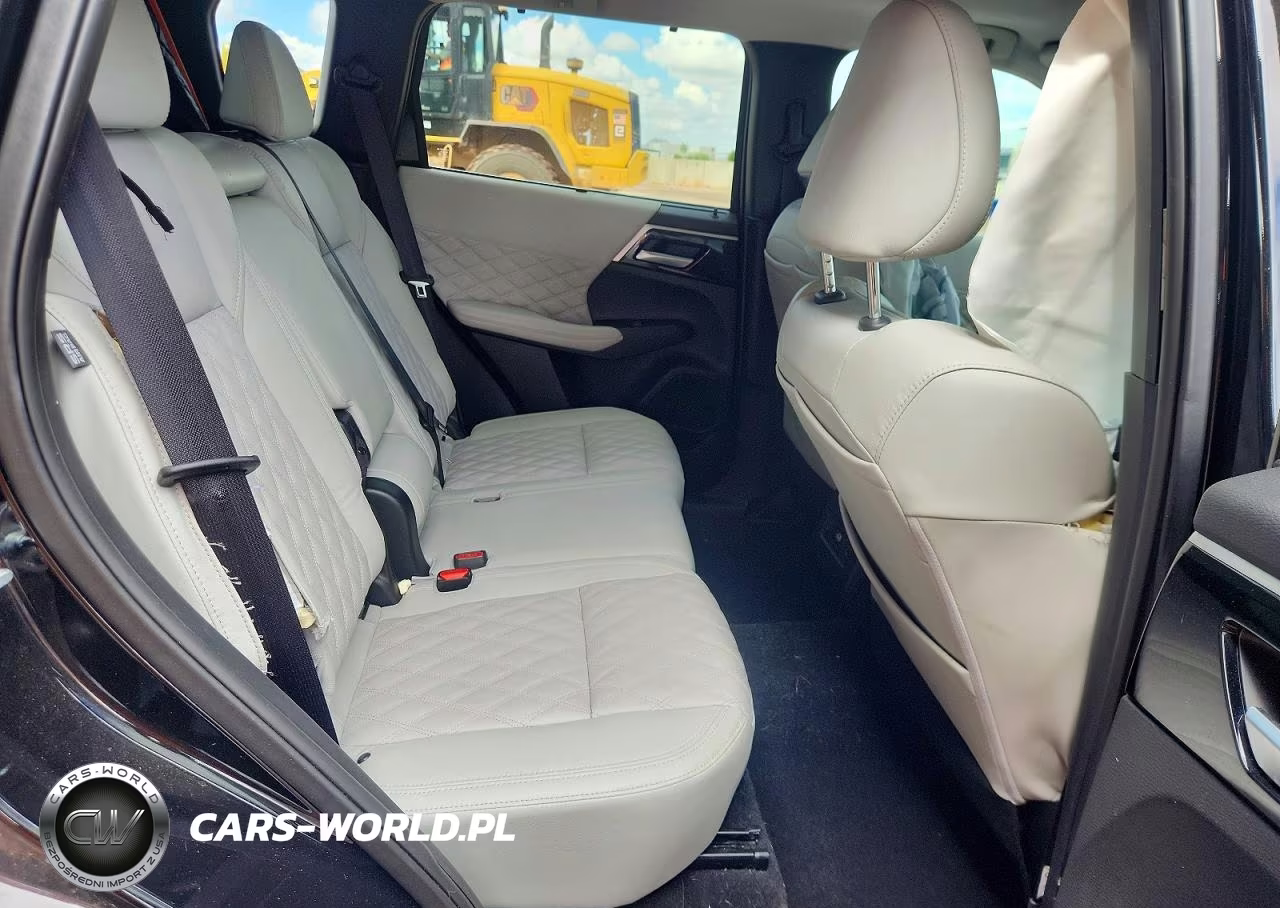 2024 Mitsubishi Outlander Sel VIN:JA4J3WA85RZ074259 - 11