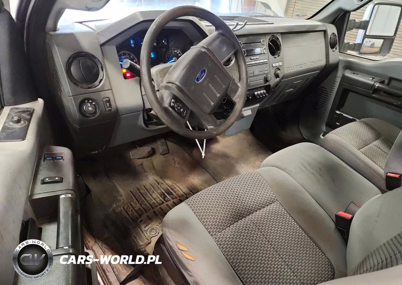 2015 Ford F350 Super Duty VIN:1FTRF3B60FEB38853 - 8