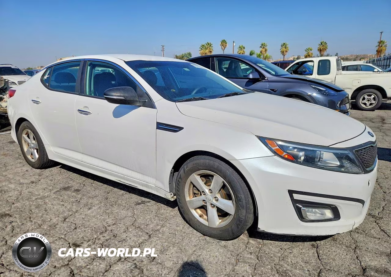 2015 Kia Optima Lx VIN:KNAGM4A71F5599229 - 4