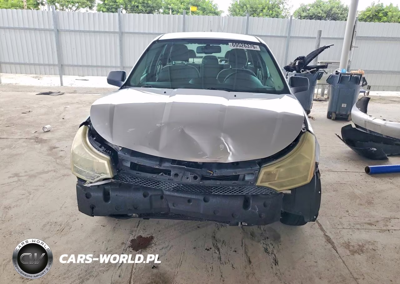 2010 Ford Focus Se VIN:1FAHP3FN8AW202172 - 5