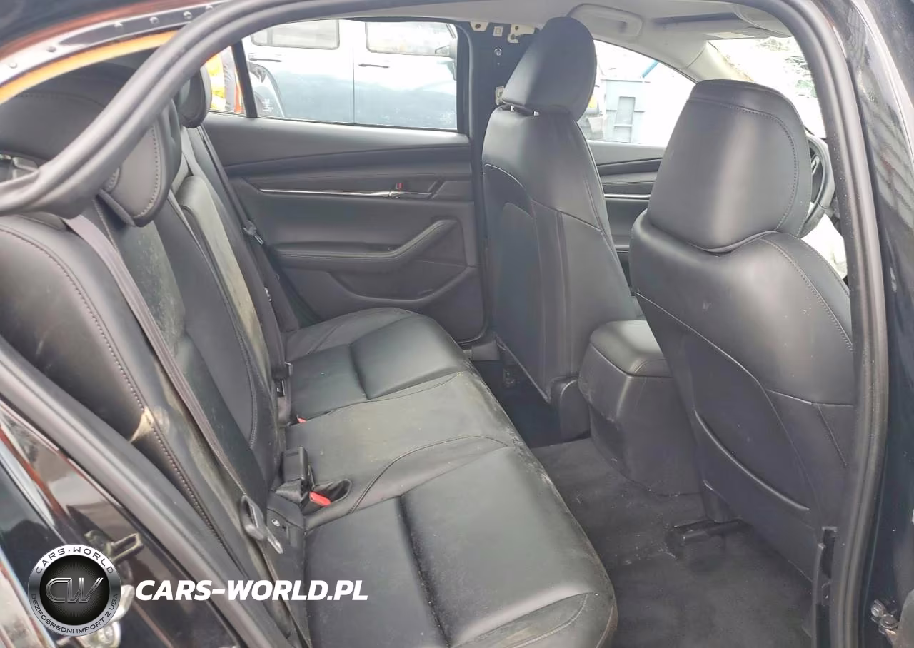 2019 Mazda 3 Preferred Plus VIN:JM1BPACL7K1107320 - 10