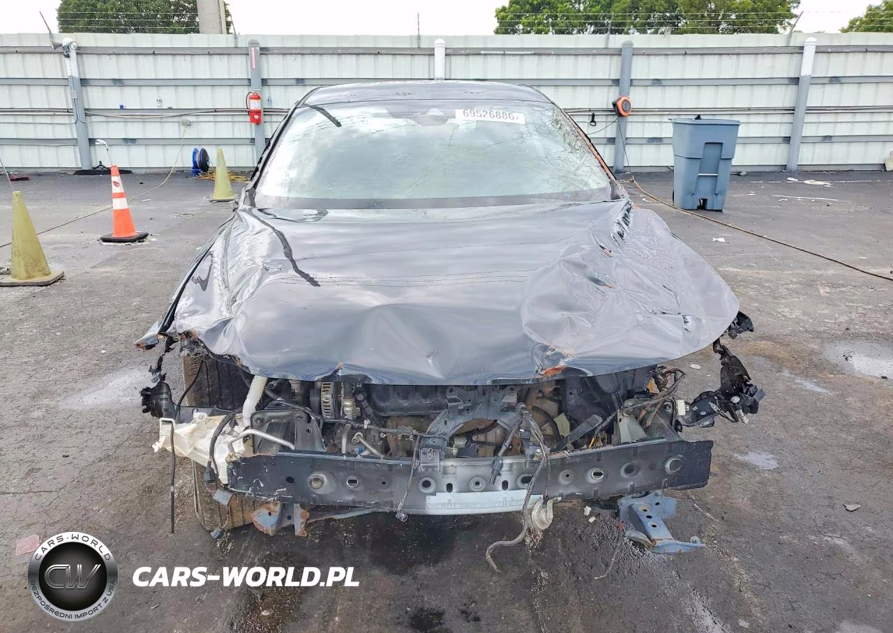 2019 Mazda 3 Preferred Plus VIN:JM1BPACL7K1107320 - 5