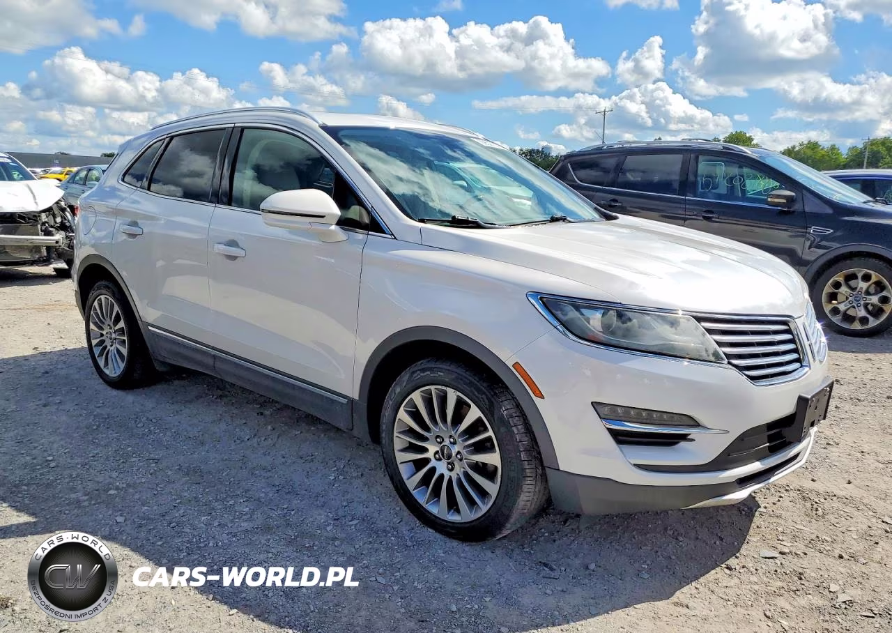 2017 Lincoln Mkc Reserve VIN:5LMCJ3D97HUL11619 - 4