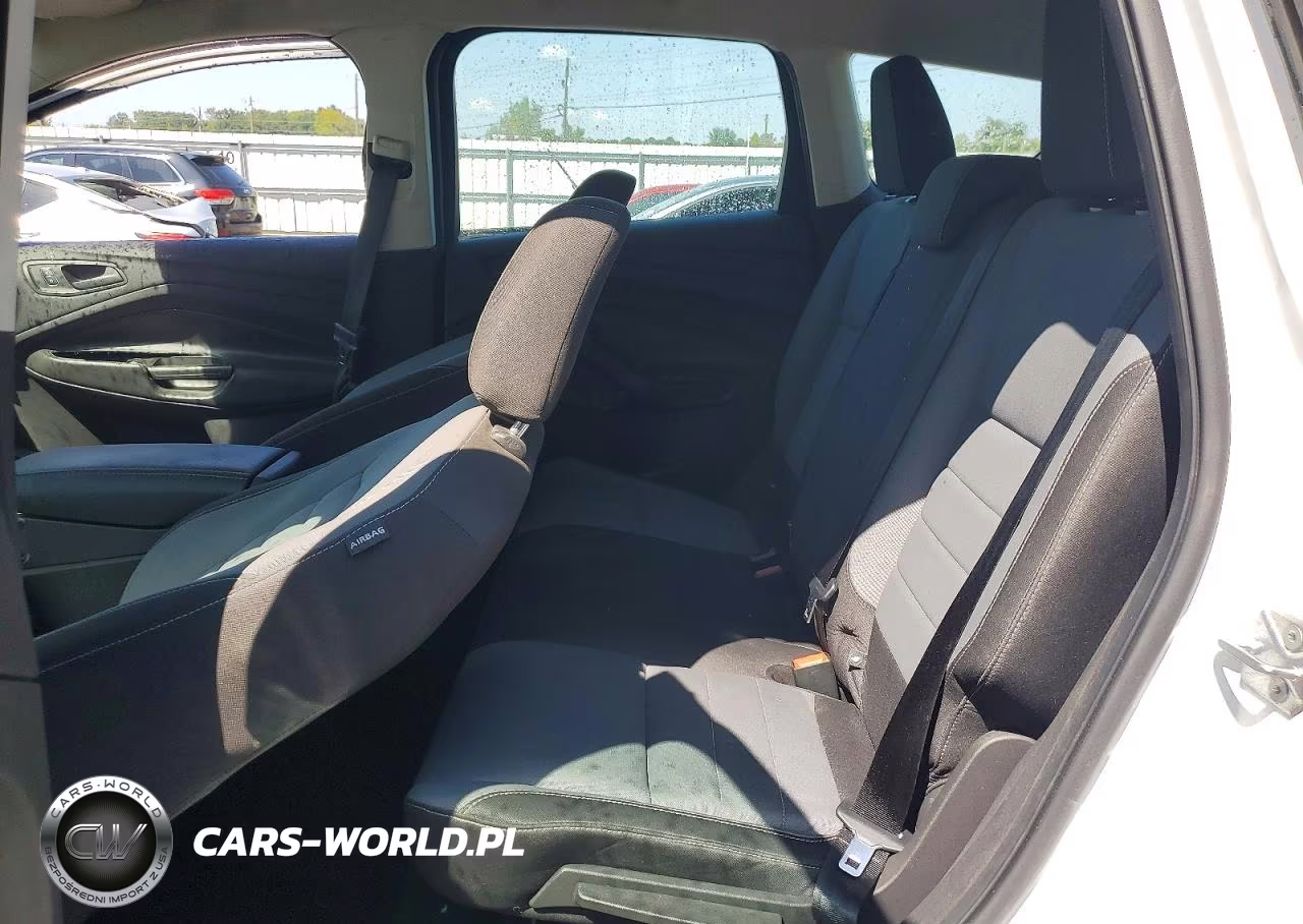 2018 Ford Escape S VIN:1FMCU0F76JUA33113 - 10