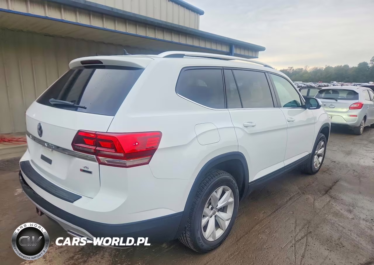 2019 Volkswagen Atlas S VIN:1V2GR2CA4KC563010 - 3