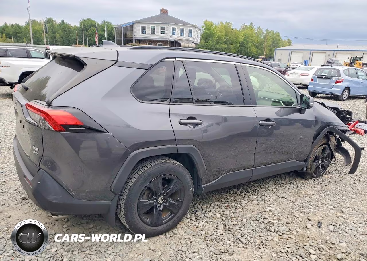 2019 Toyota Rav4 Xle VIN:JTMP1RFV6KD043708 - 3