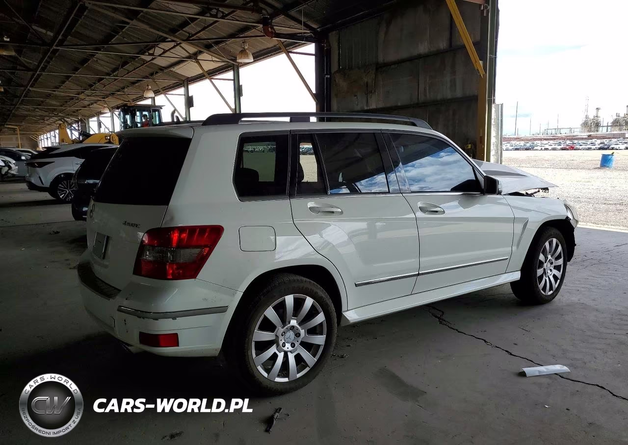2010 Mercedes-Benz Glk 350 4Matic VIN:WDCGG8HB3AF472930 - 3