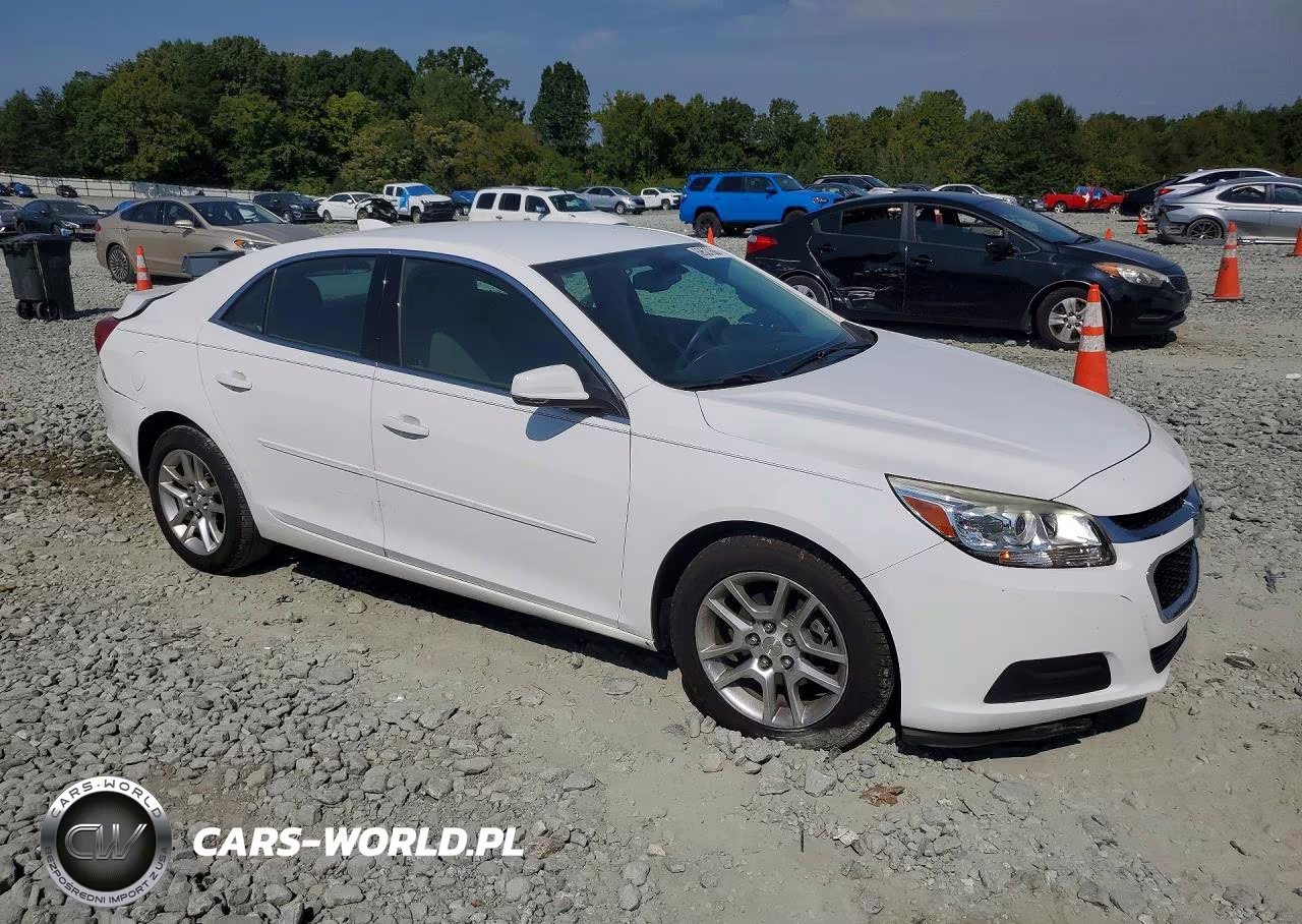 2015 Chevrolet Malibu 1Lt VIN:1G11C5SL0FF244116 - 4