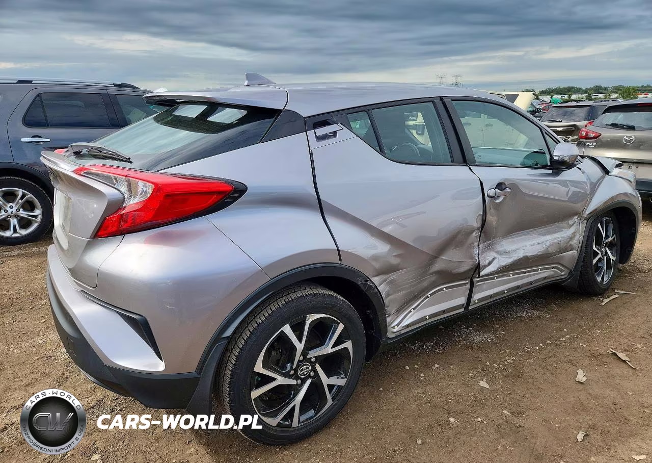 2018 Toyota C-Hr Xle Premium VIN:NMTKHMBXXJR030090 - 3