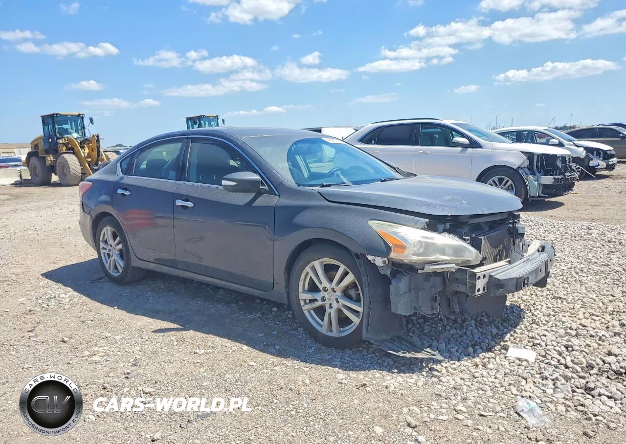 2013 Nissan Altima 3.5 S VIN:1N4BL3AP3DC100889 - 4
