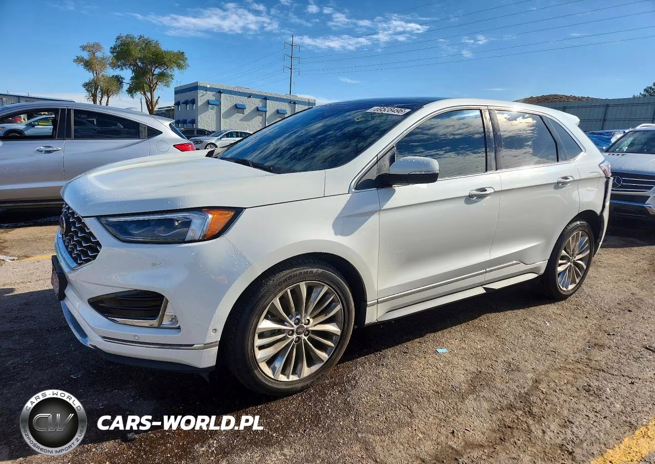2020 Ford Edge Titanium