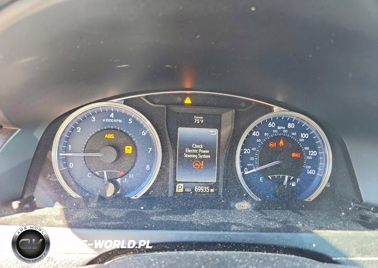 2016 Toyota Camry Xle VIN:4T4BF1FK6GR521962 - 9
