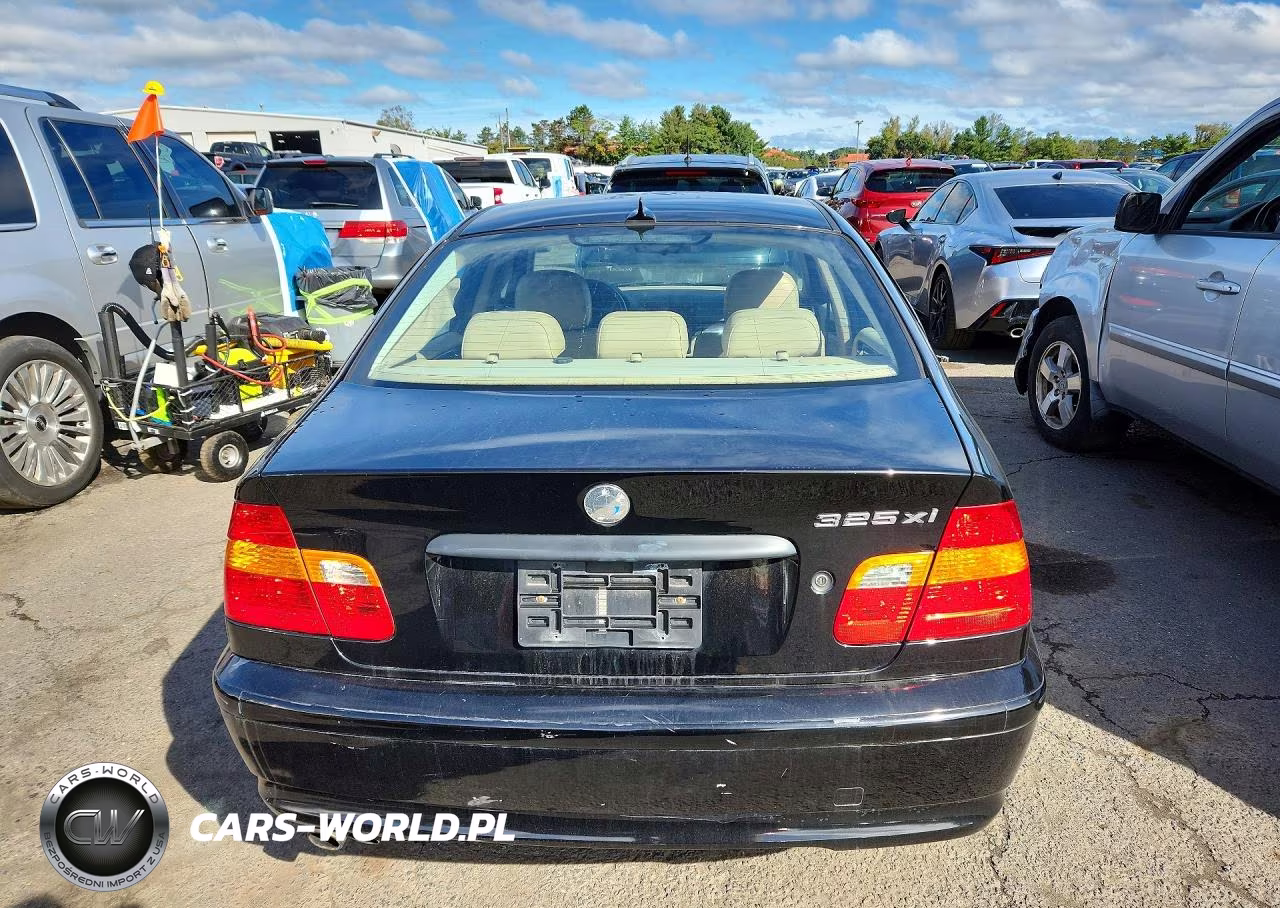 2005 BMW 325 Xi VIN:WBAEU33435PR15155 - 6