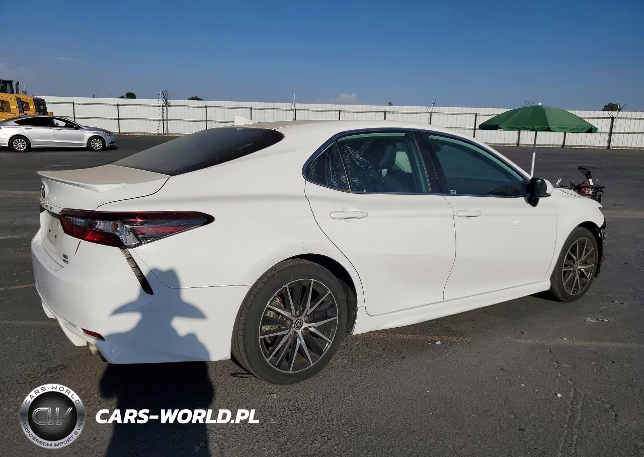 2021 Toyota Camry Se VIN:4T1T11BK4MU040462 - 3