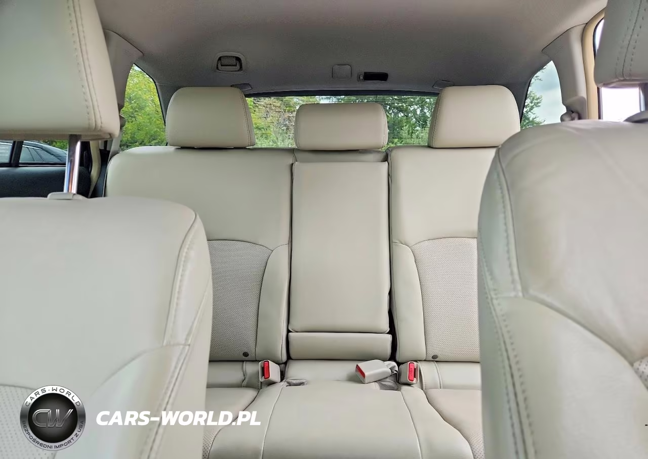 2012 Subaru Outback 3.6R Limited VIN:4S4BRDKC0C2238335 - 10
