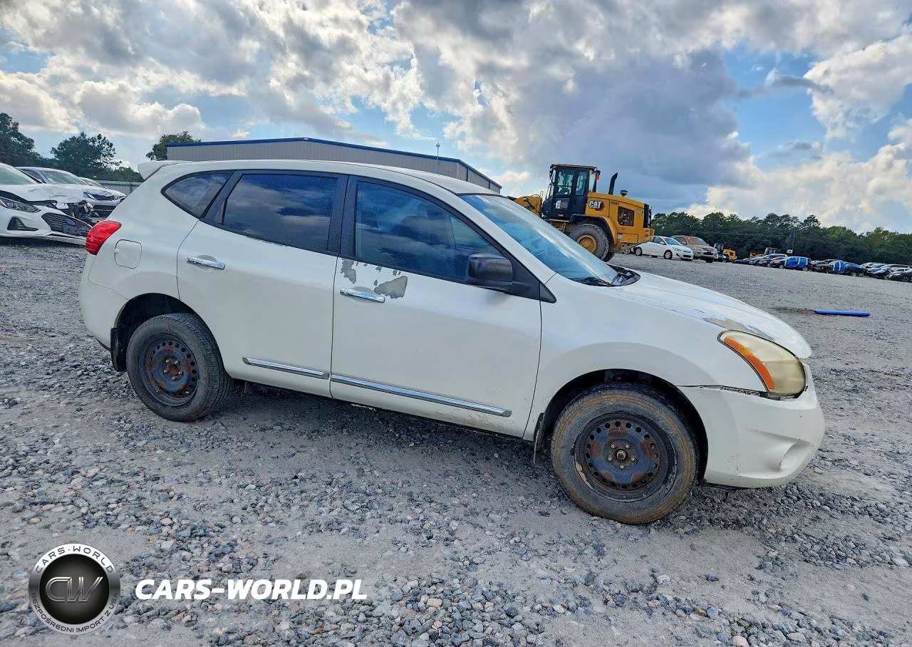 2013 Nissan Rogue S VIN:JN8AS5MT7DW026070 - 4