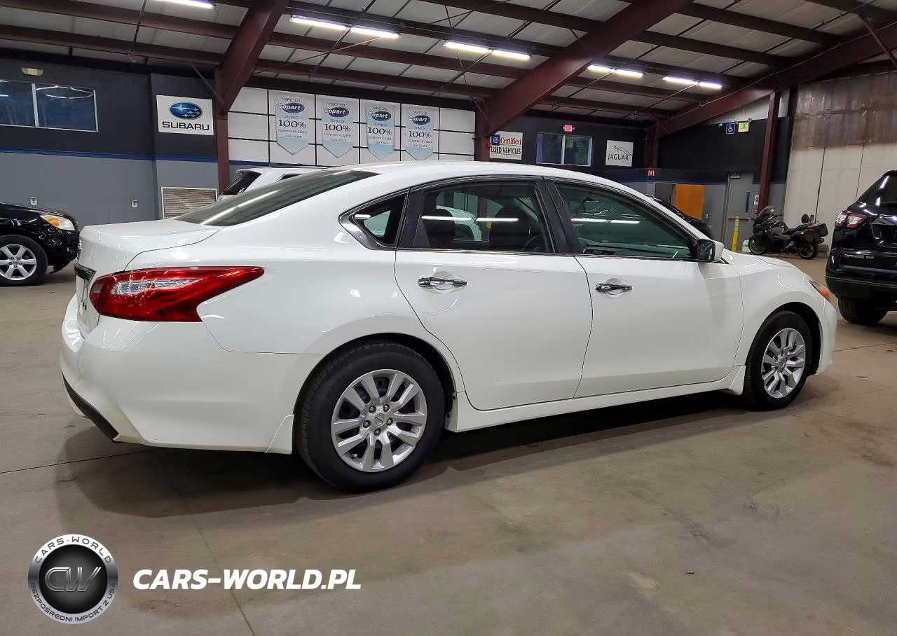 2017 Nissan Altima 2.5 S VIN:1N4AL3AP6HC485477 - 3