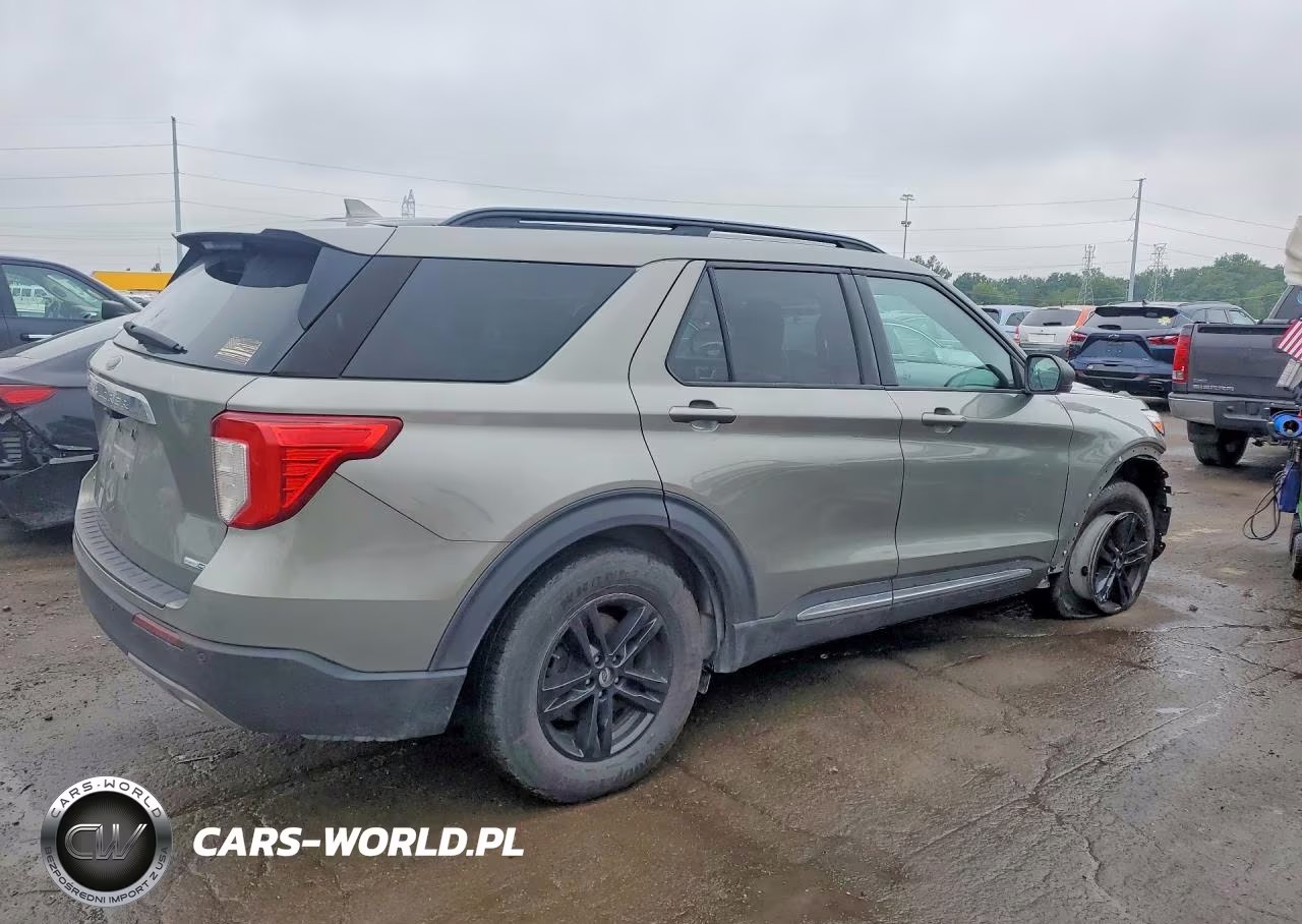 2020 Ford Explorer Xlt VIN:1FMSK8DH3LGA30666 - 3