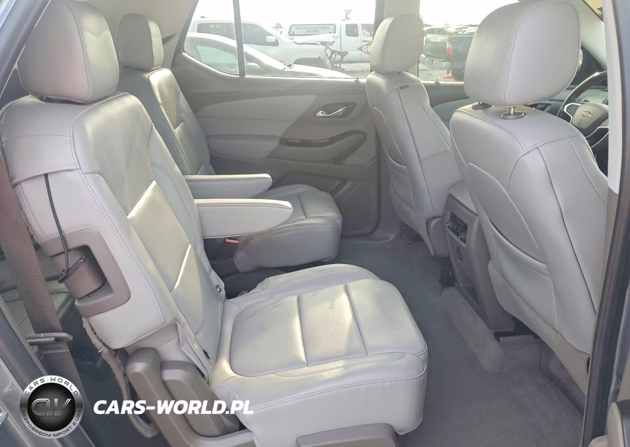 2019 Chevrolet Traverse Lt VIN:1GNERHKW6KJ122443 - 11