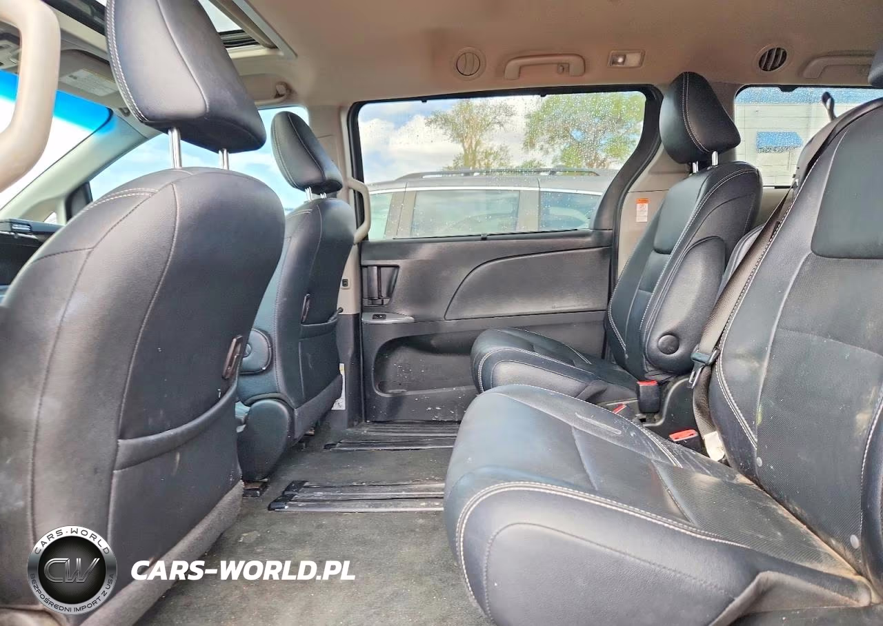 2015 Toyota Sienna Sport VIN:5TDXK3DC4FS644329 - 11
