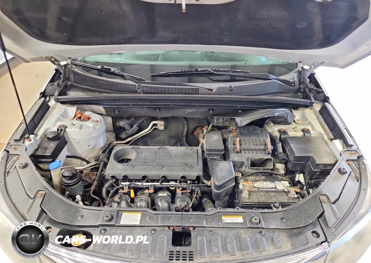 2011 Kia Sorento Lx VIN:5XYKT3A12BG060741 - 12