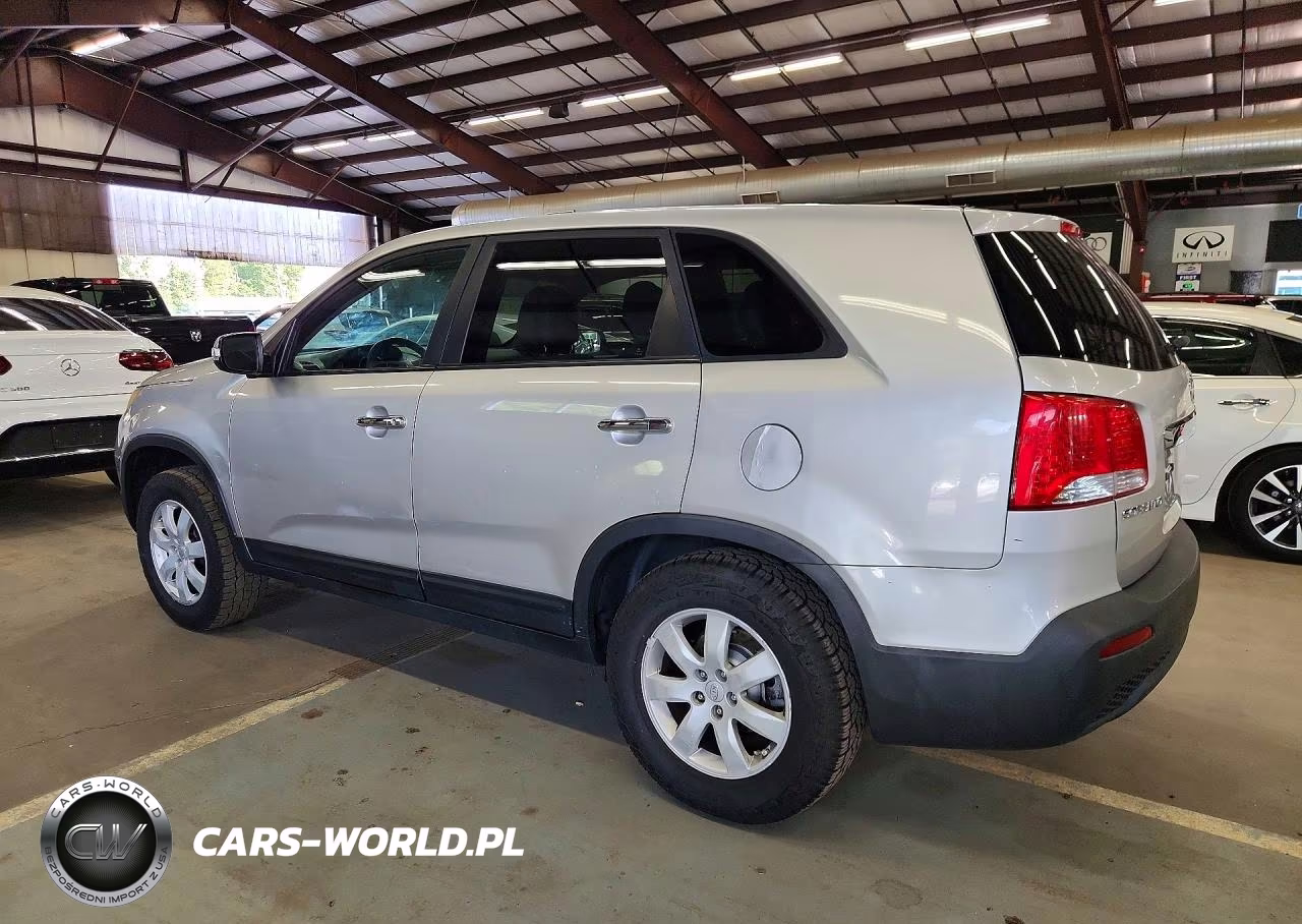 2011 Kia Sorento Lx VIN:5XYKT3A12BG060741 - 2