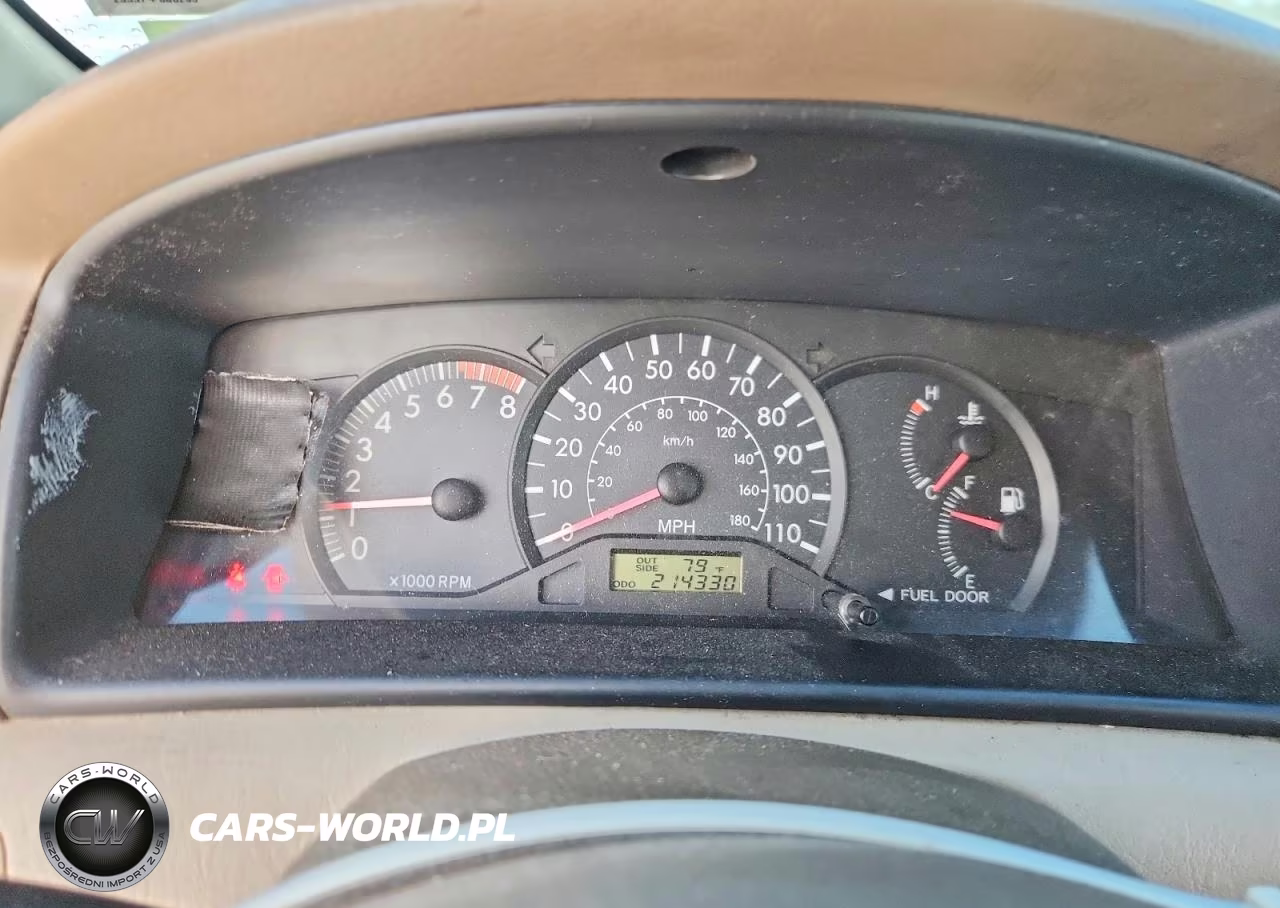 2005 Toyota Corolla Ce VIN:1NXBR32E05Z370711 - 9
