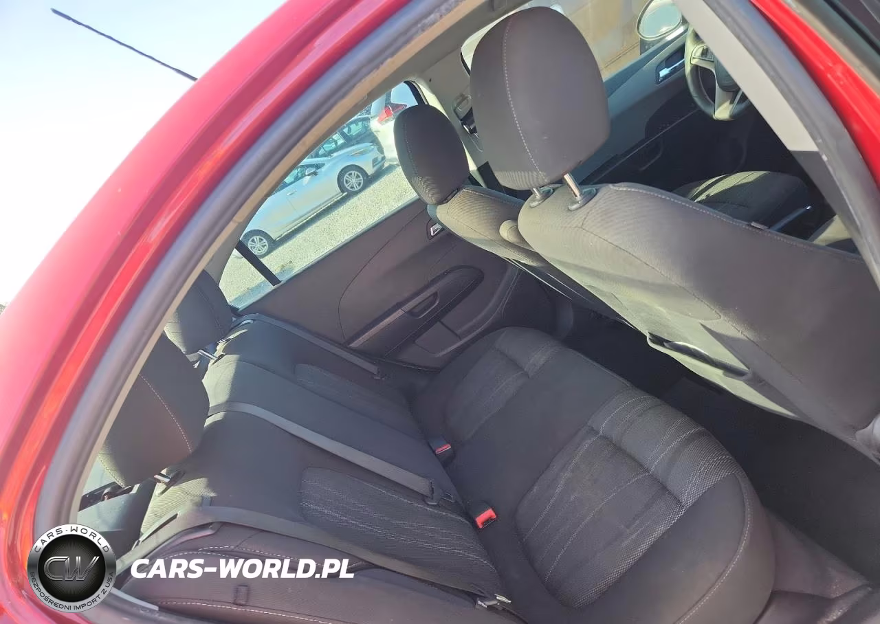 2015 Chevrolet Sonic Lt VIN:1G1JC5SH9F4117680 - 10