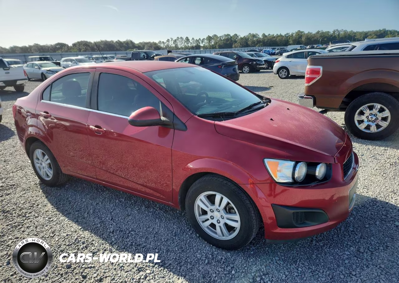 2015 Chevrolet Sonic Lt VIN:1G1JC5SH9F4117680 - 4