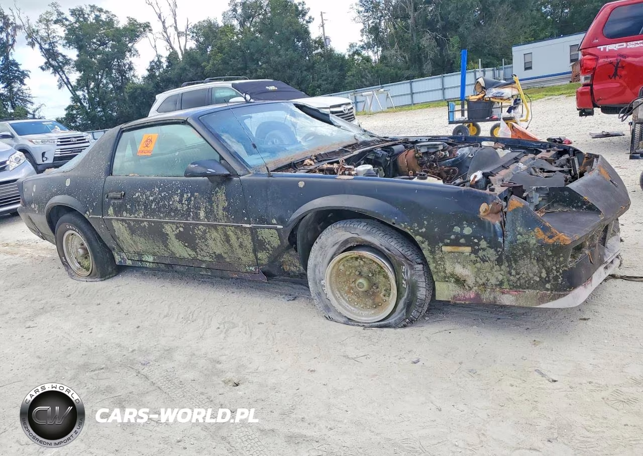 1982 Chevrolet Camaro VIN:1G1AP877XCN117862 - 4