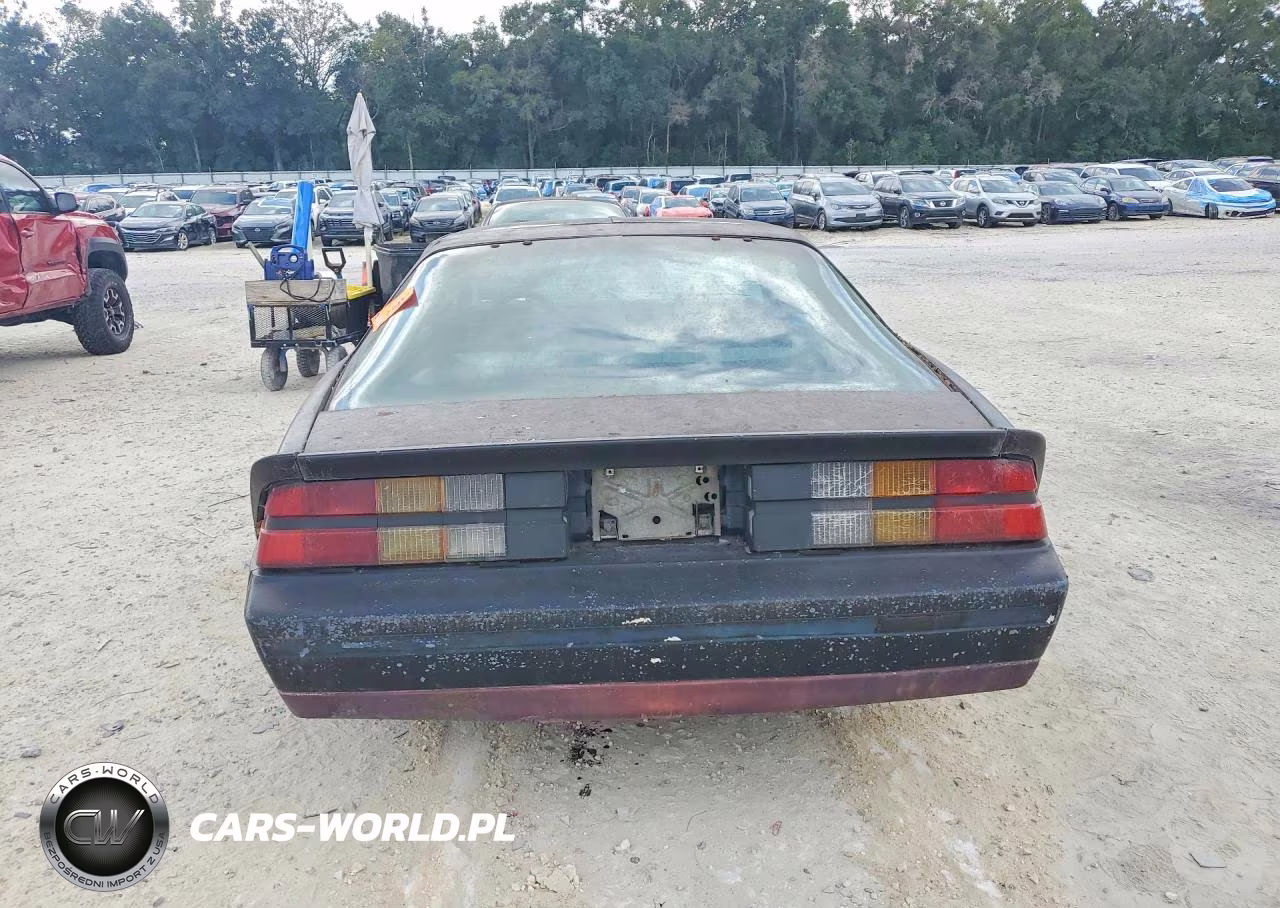 1982 Chevrolet Camaro VIN:1G1AP877XCN117862 - 6