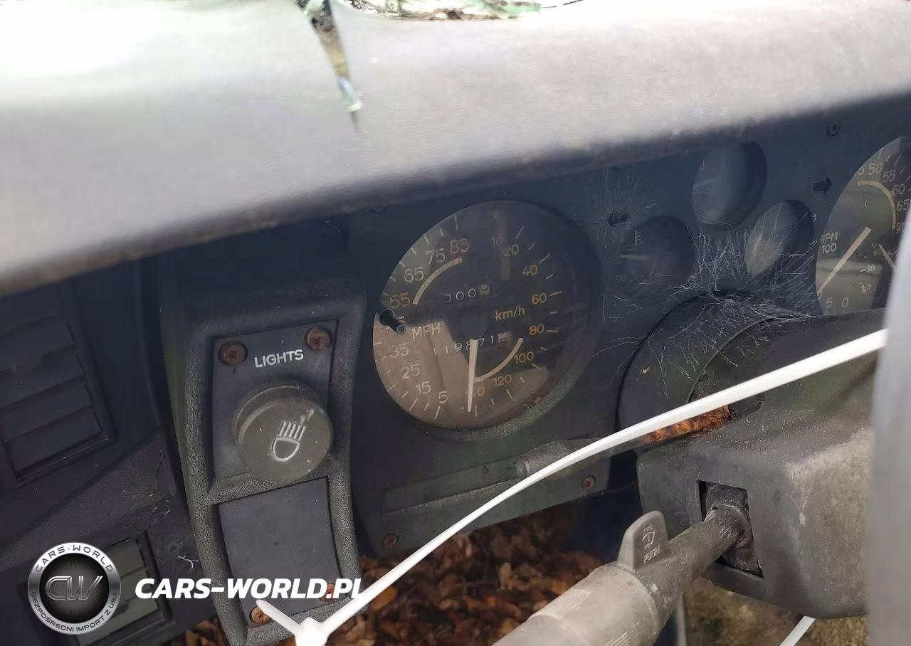 1982 Chevrolet Camaro VIN:1G1AP877XCN117862 - 9