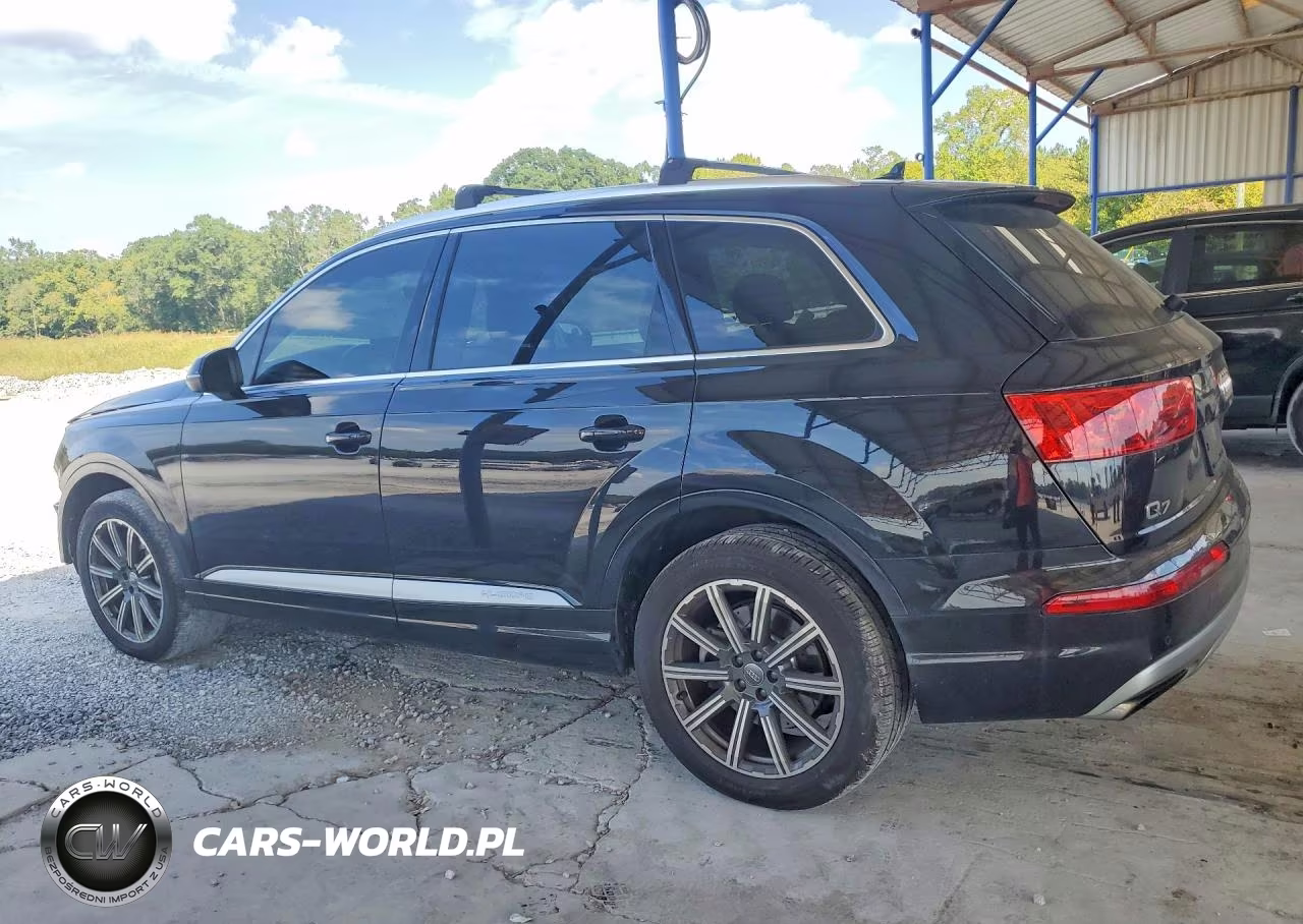2017 Audi Q7 Premium Plus VIN:WA1LAAF75HD029027 - 2