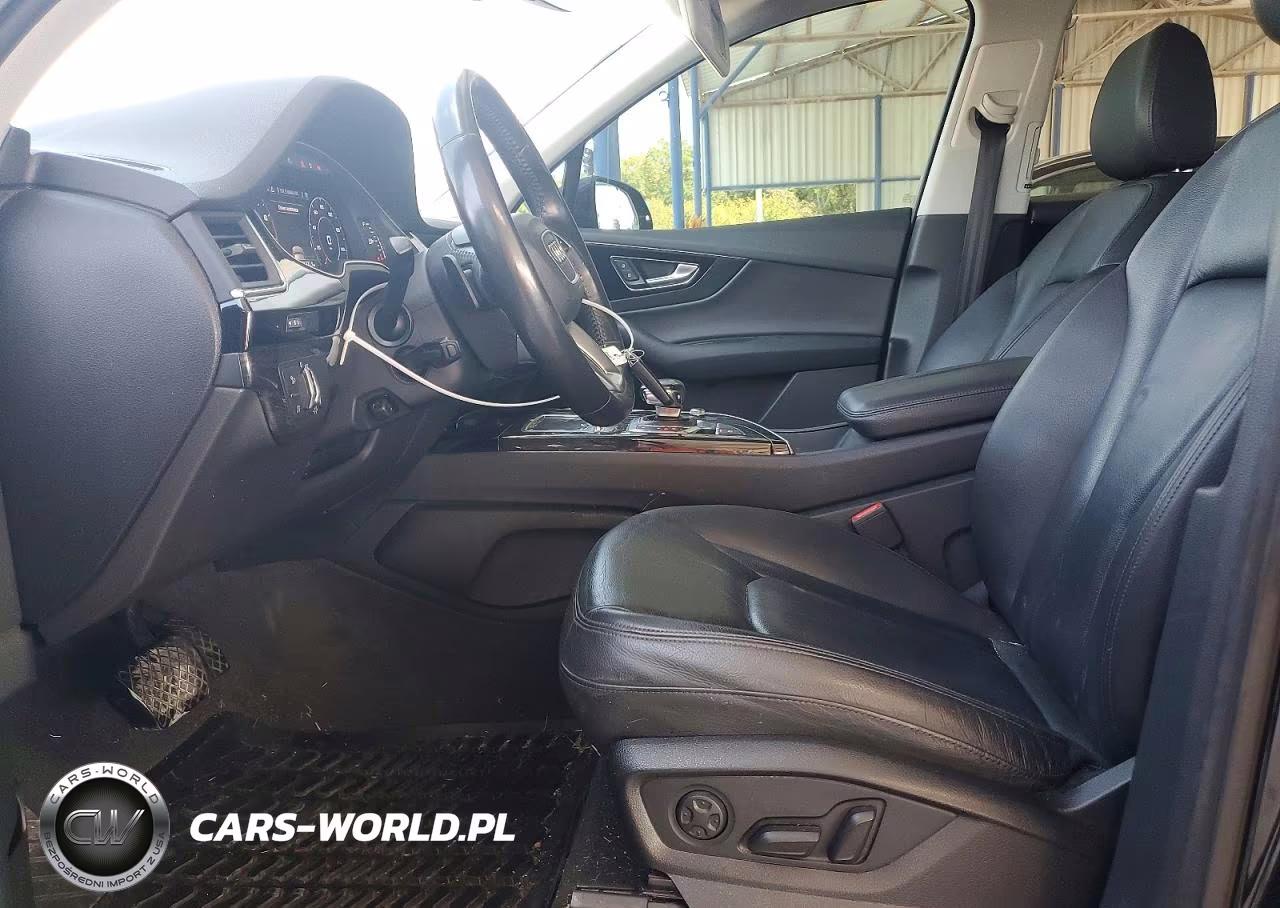 2017 Audi Q7 Premium Plus VIN:WA1LAAF75HD029027 - 7